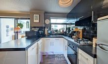 Tweedside Close, Hinckley, LE10 photo