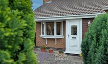 A photo of house for sale on Lovetts Close, Hinckley, LE10 from Picker Elliott Hinckley