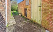Image for property cee5bde5-bb58-45d7-8660-17dfafd762d5