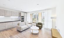 5 Wheatstone Gardens, London, W10