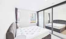 5 Wheatstone Gardens, London, W10