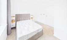 5 Wheatstone Gardens, London, W10