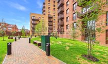 373 Horn Lane, London, W3