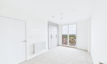 373 Horn Lane, London, W3