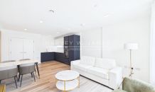 5 Wheatstone Gardens, London, W10