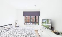 Orchard Place, Agar House, E14