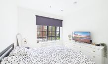 Orchard Place, Agar House, E14
