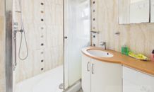 Family Shower Room