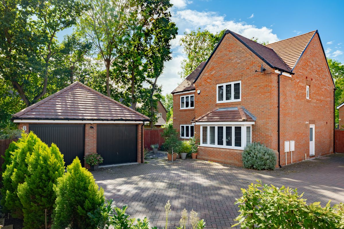 Lacewing Drive, Biddenham, MK40