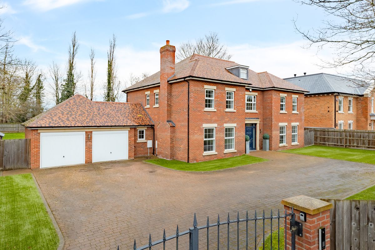 Bromham Road, Biddenham, MK40