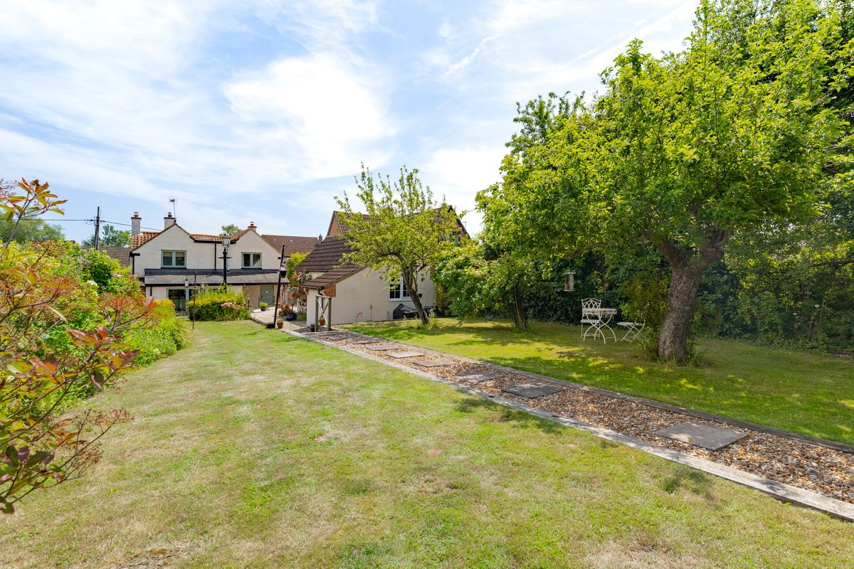Rotten Row, Riseley, MK44, photograph 4