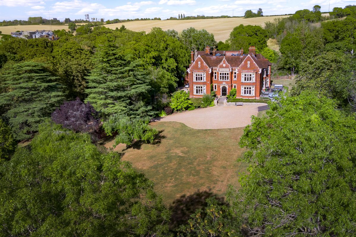 The Grange, North Bedfordshire, MK44, photograph 7