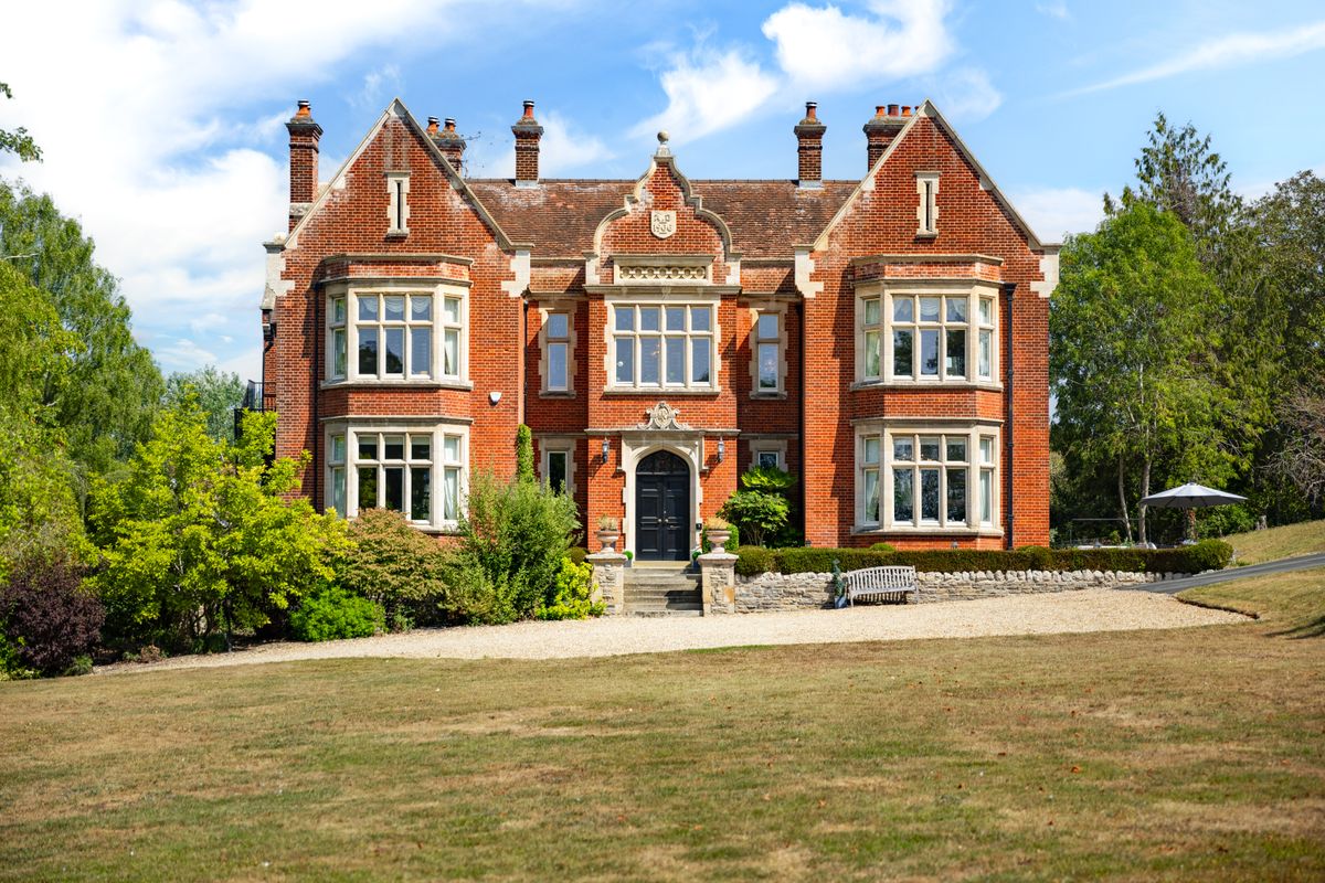 The Grange, North Bedfordshire, MK44