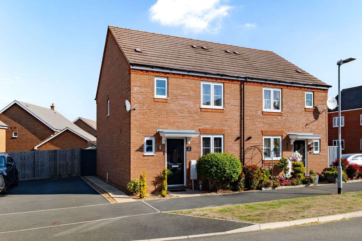 Parrott Grove, Marston Moretaine, MK43