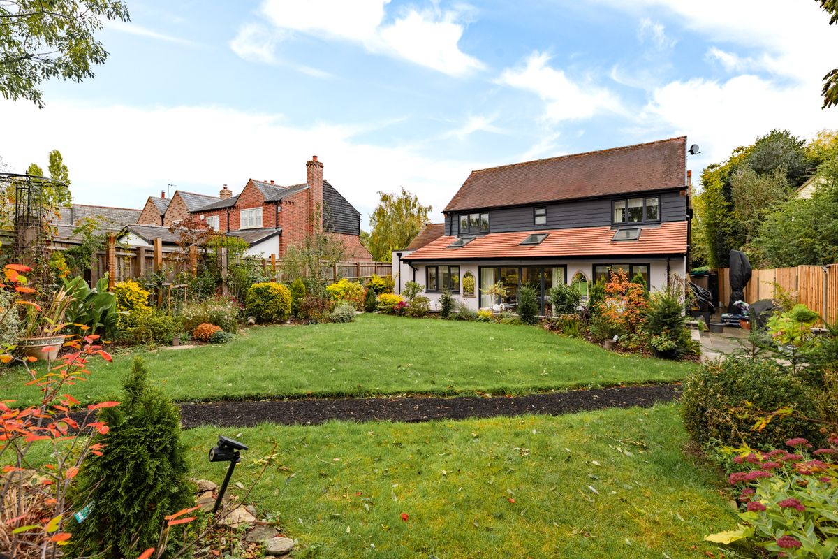 Cross End, Wavendon, MK17, photograph 4