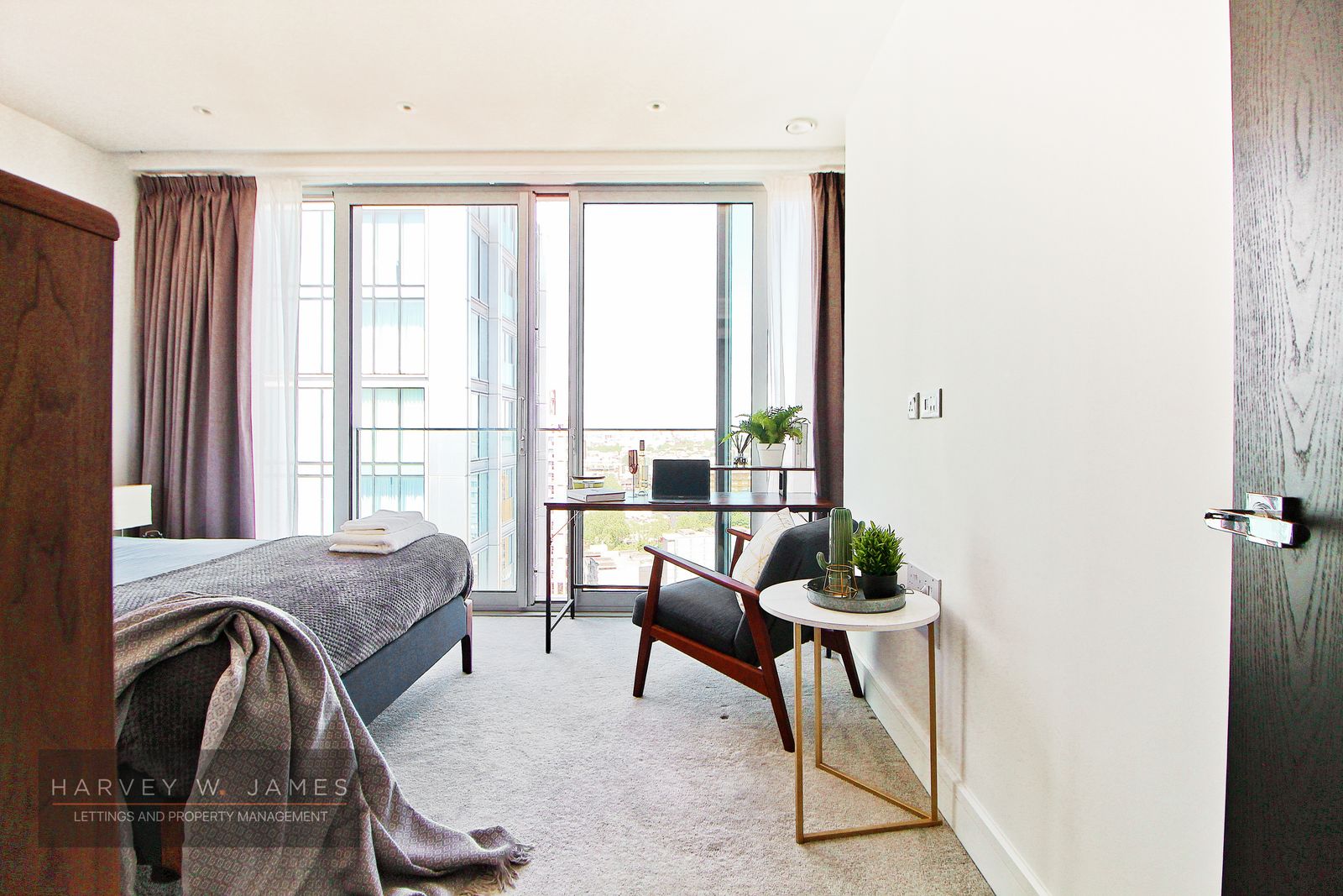 Piazza Walk, Cassia House, E1