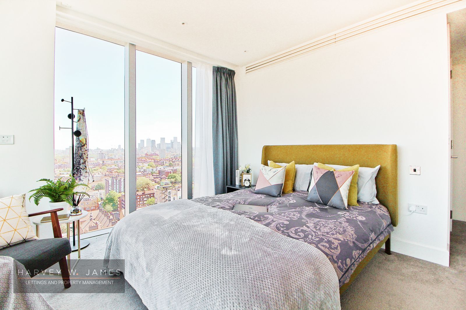 Piazza Walk, Cassia House, E1