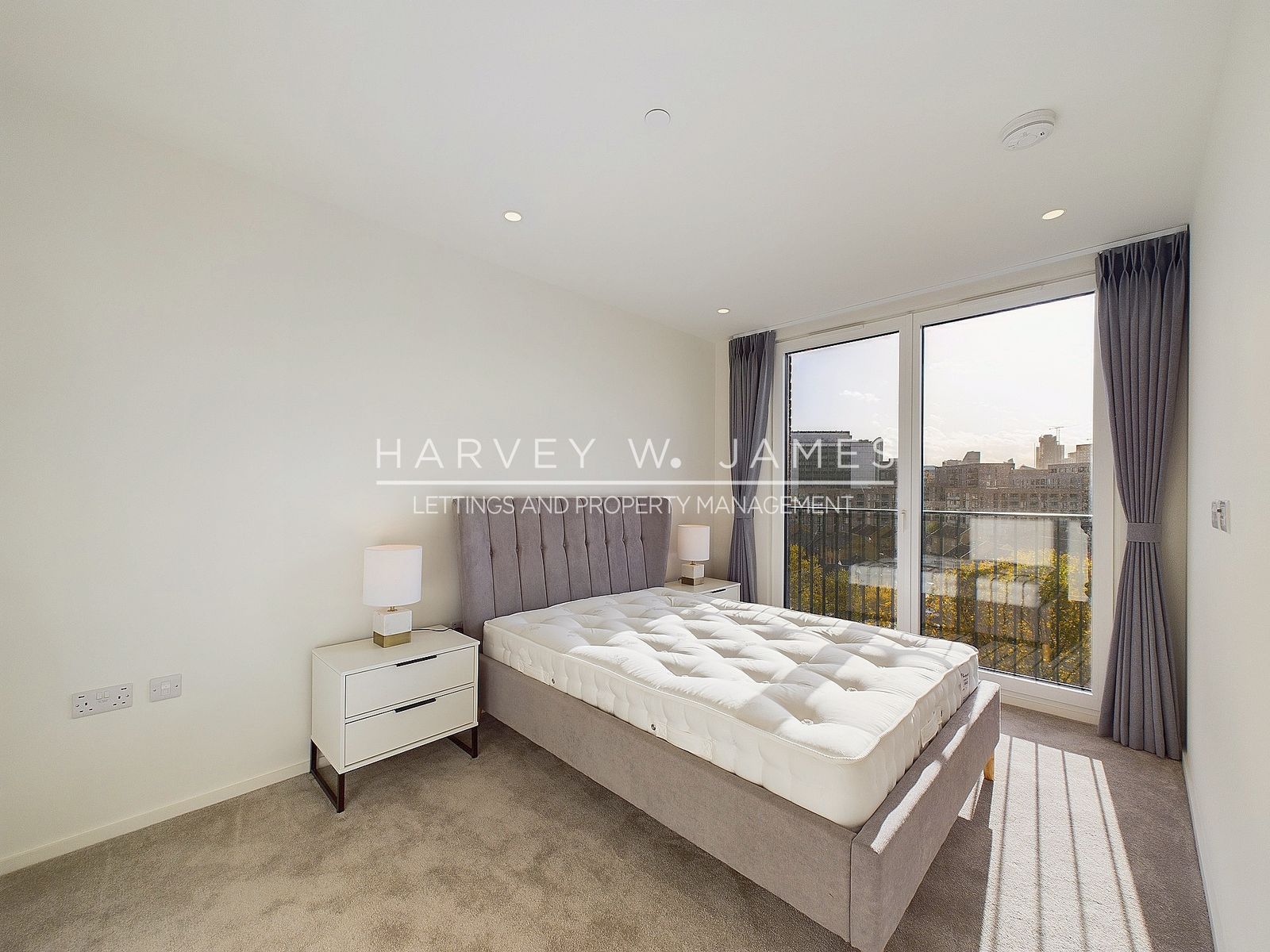 Hawser Lane, Curlew House, E14
