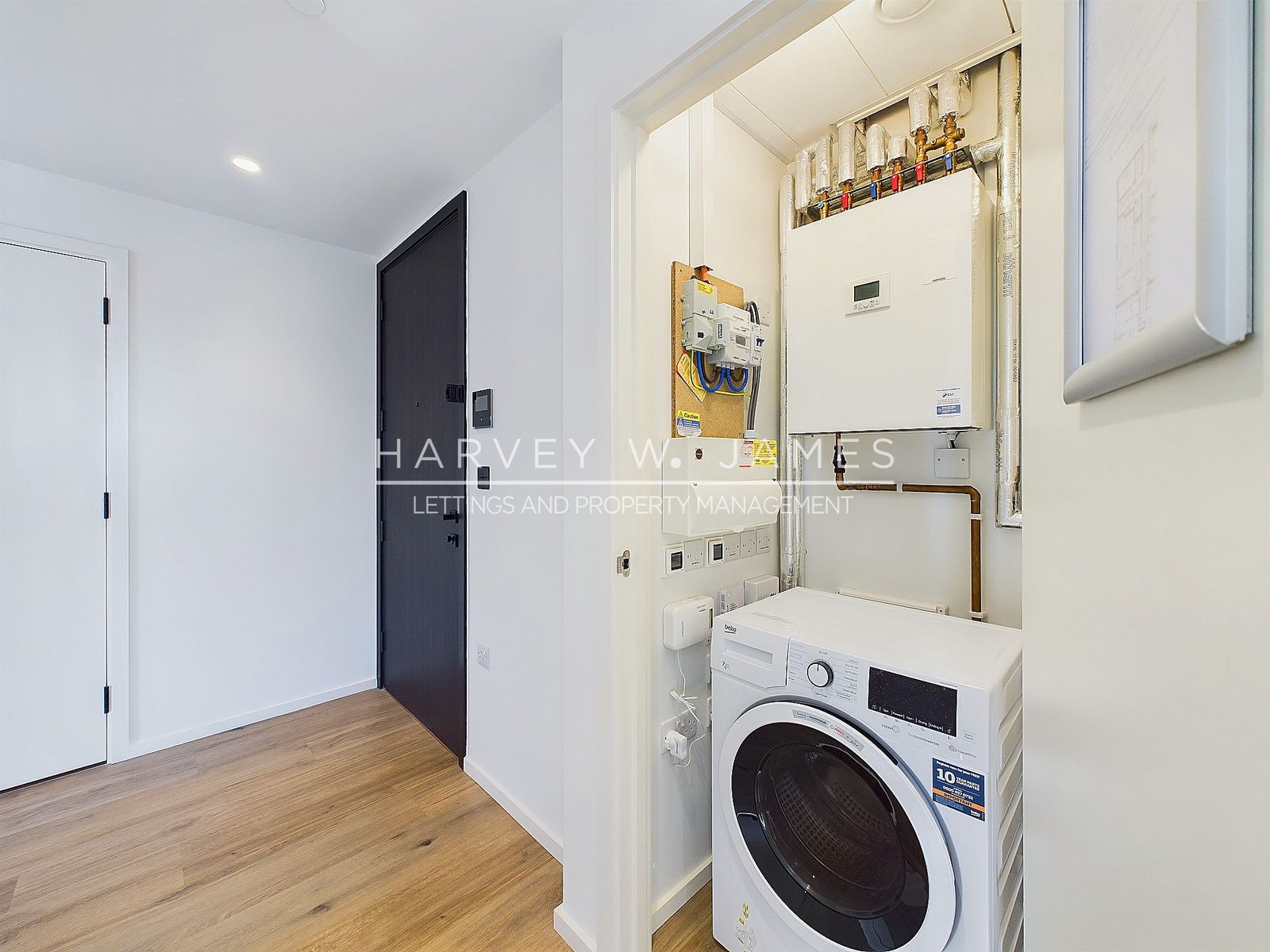 Hawser Lane, Curlew House, E14