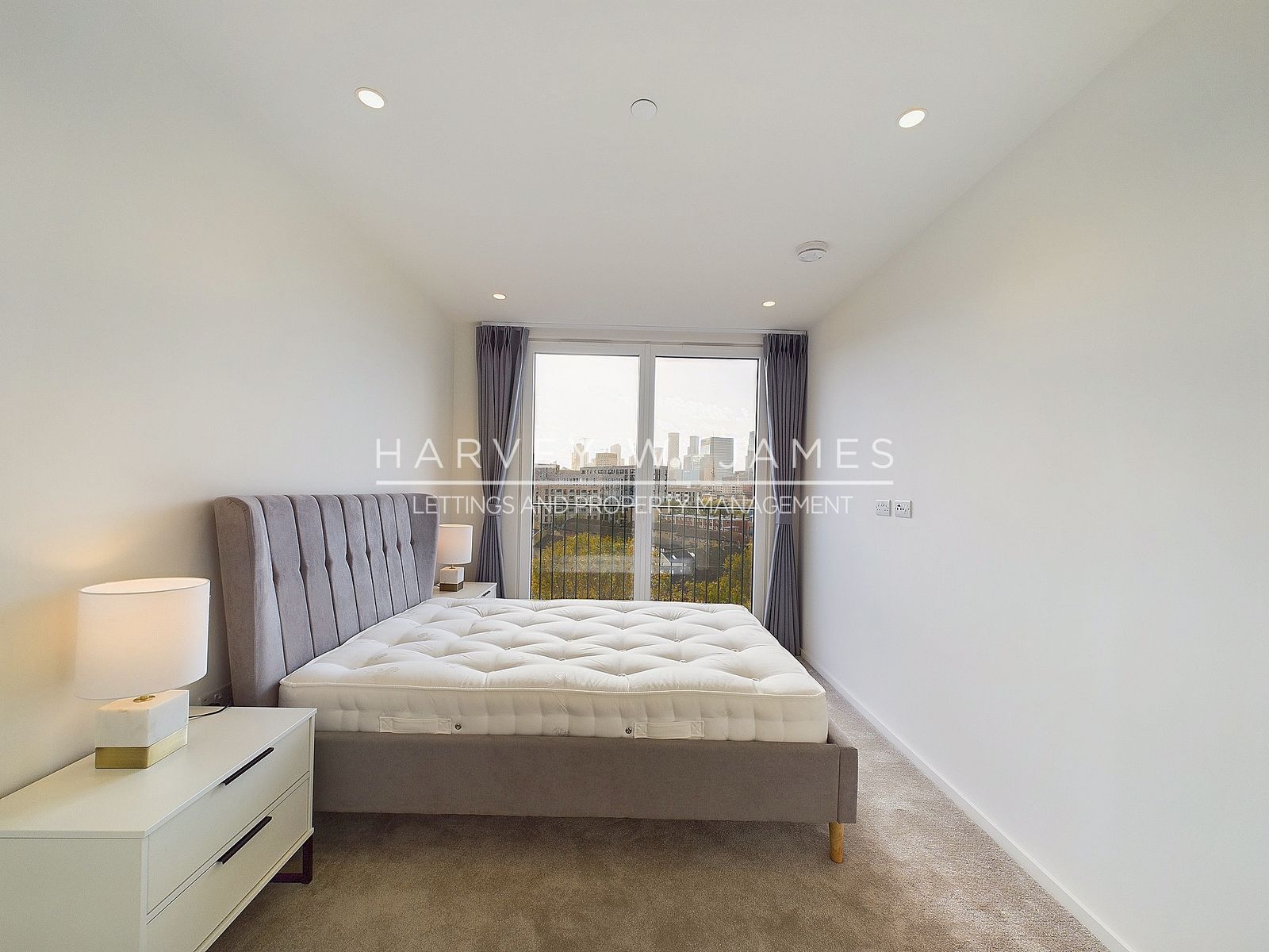 Hawser Lane, Curlew House, E14