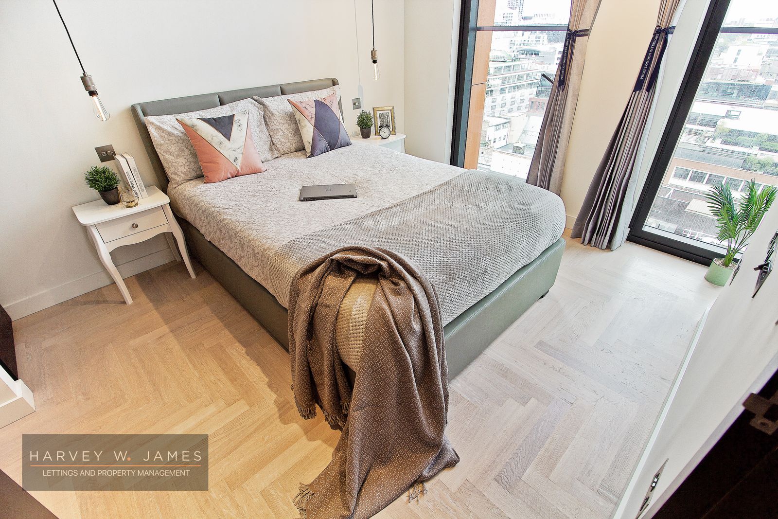 19 Sun Street, London, EC2A