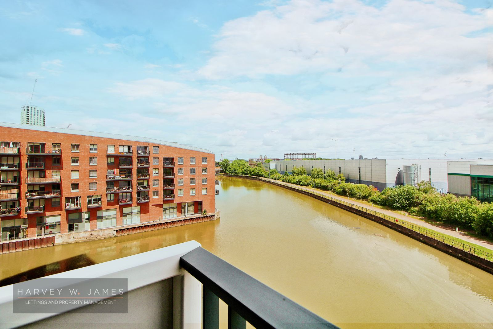 Makers Yard, Skyline Apartments, E3