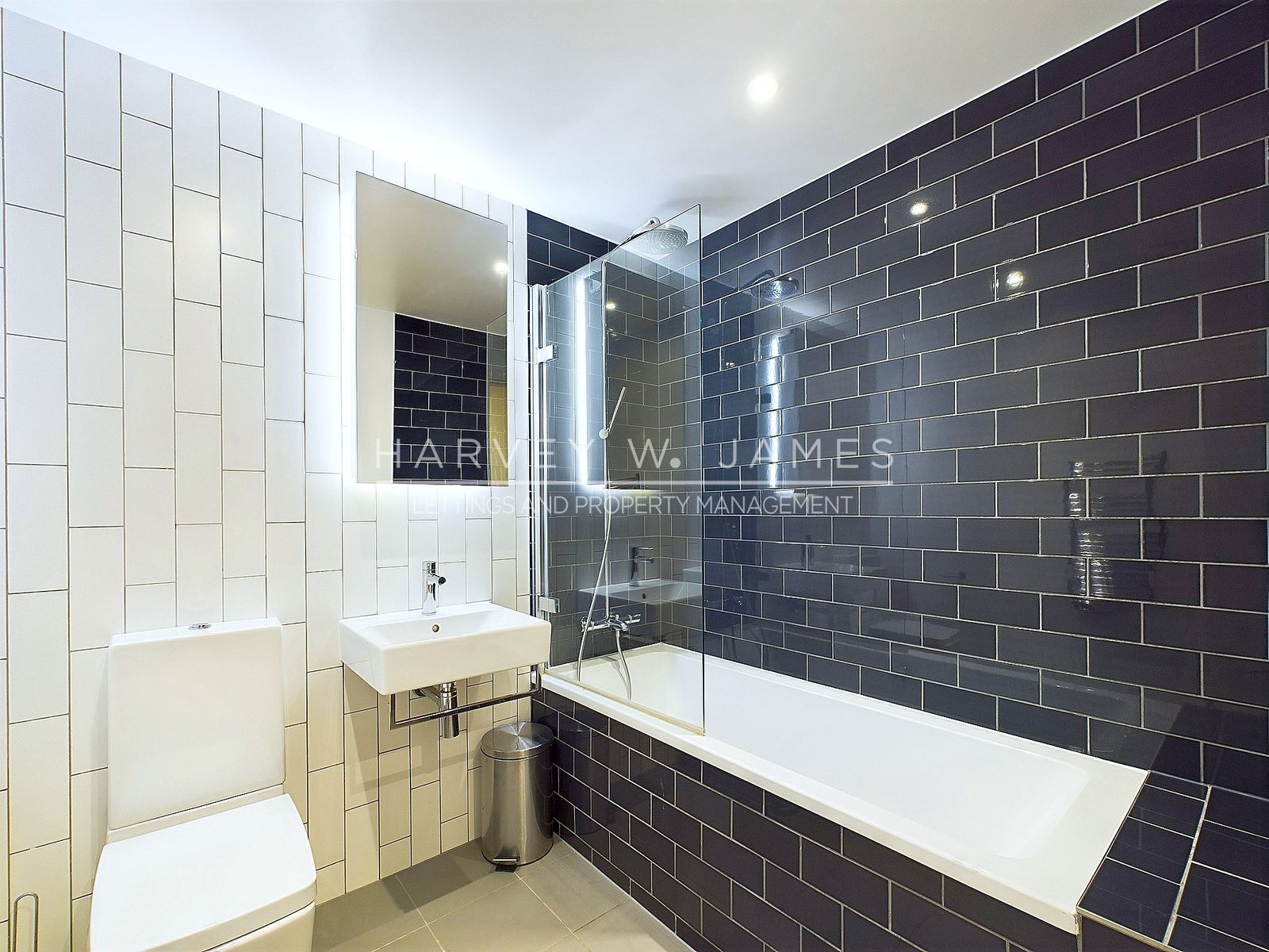 Royal Crest Avenue, London, E16