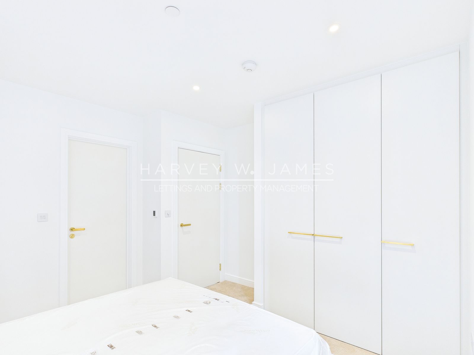12 Quay Walk, Wembley HA0 1BE