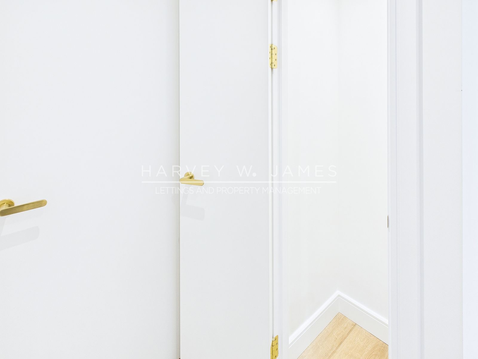 12 Quay Walk, Wembley HA0 1BE
