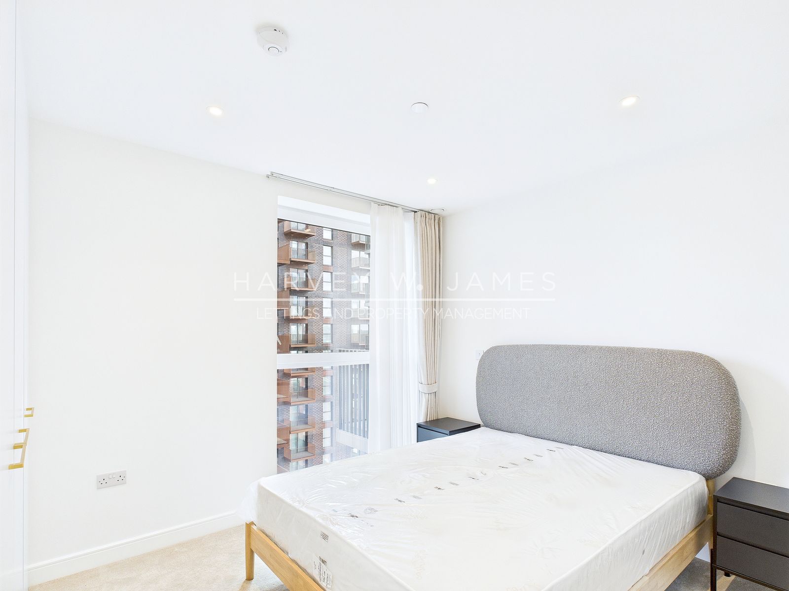 12 Quay Walk, Wembley HA0 1BE