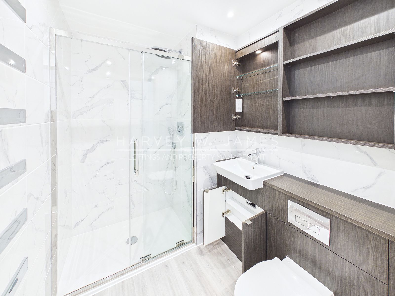 5 Wheatstone Gardens, London, W10