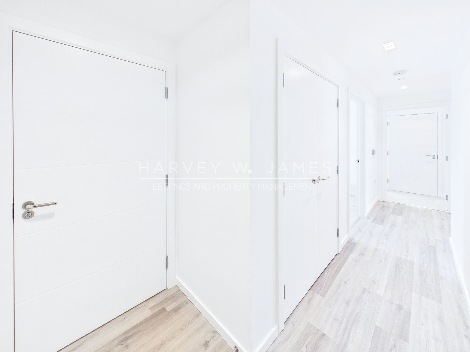 5 Wheatstone Gardens, London, W10