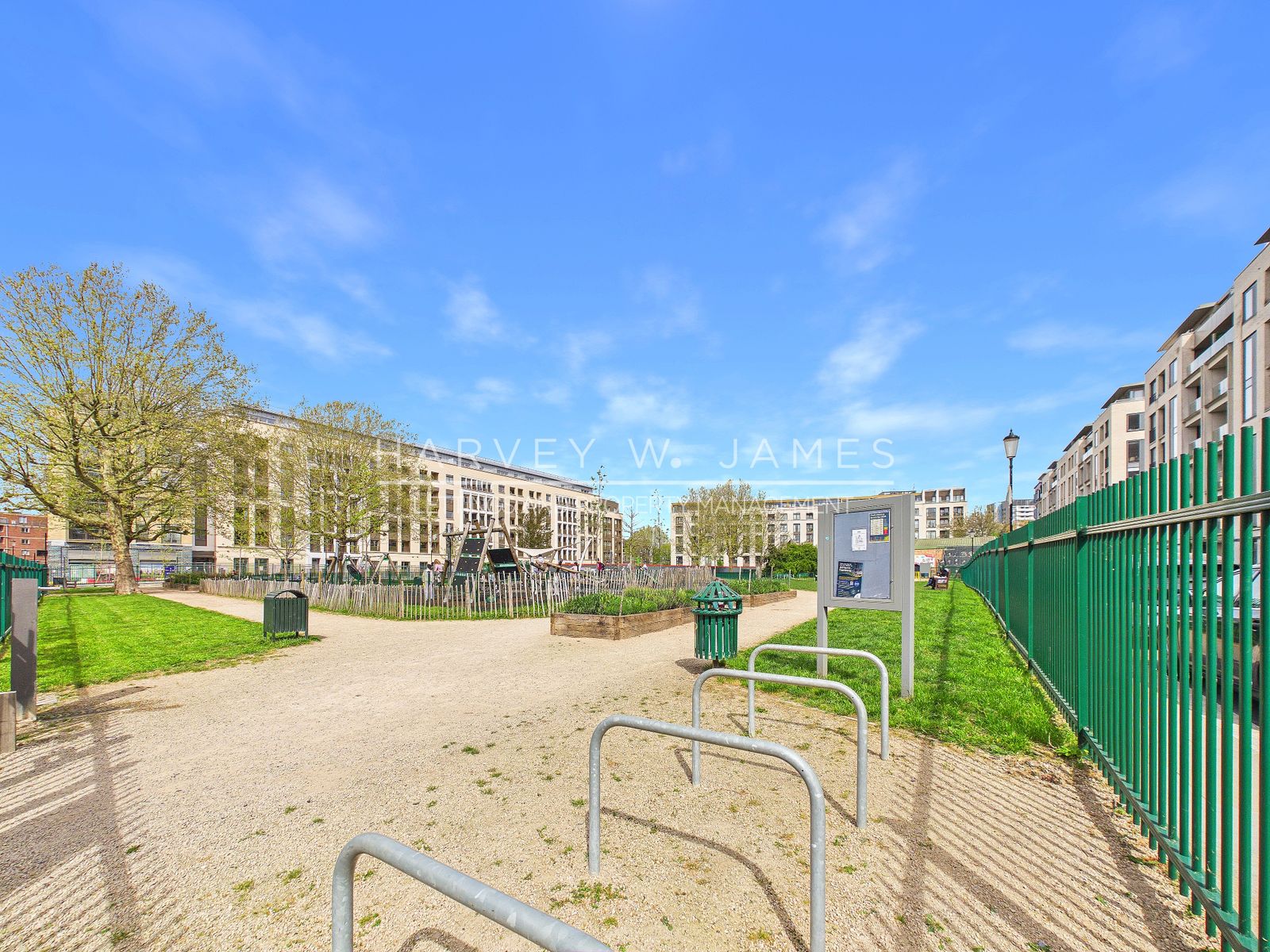 5 Wheatstone Gardens, London, W10