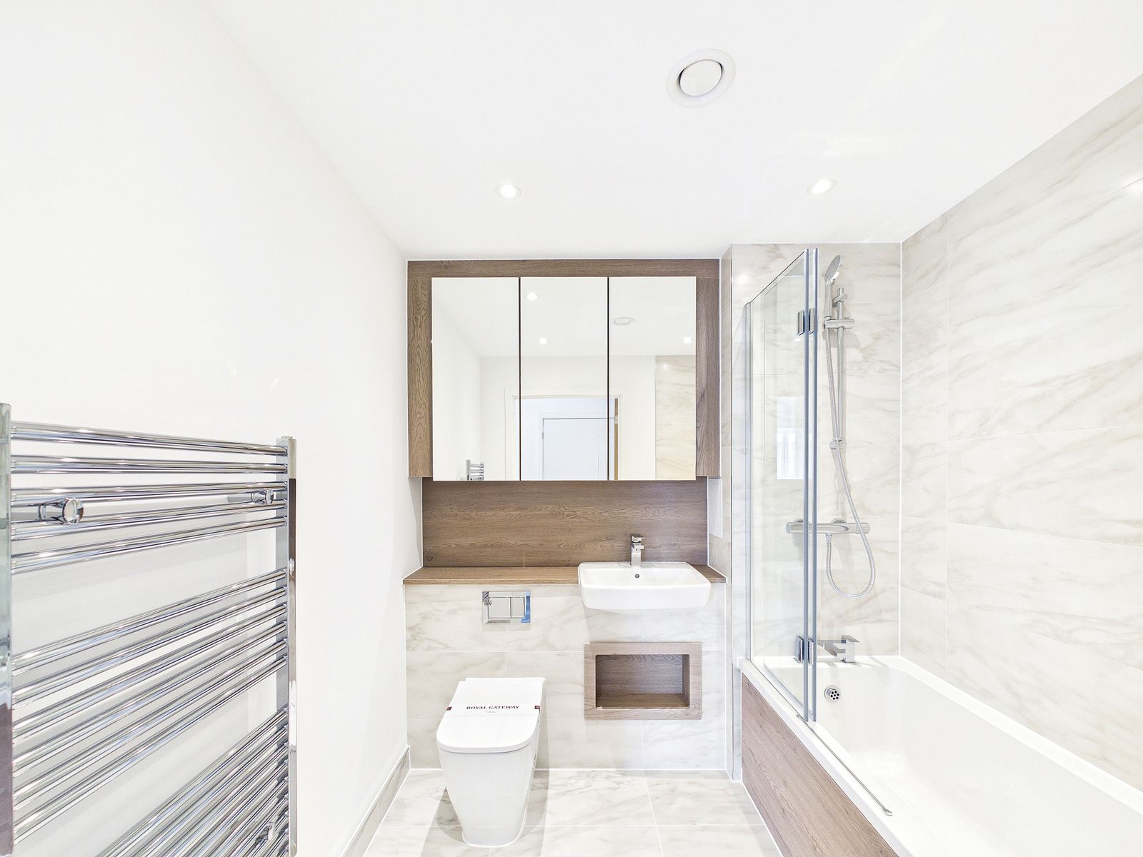 373 Horn Lane, London, W3