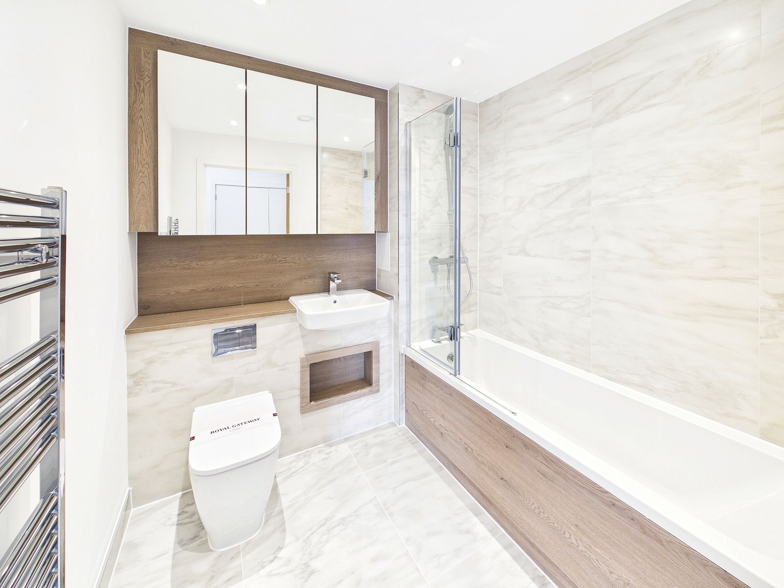 373 Horn Lane, London, W3