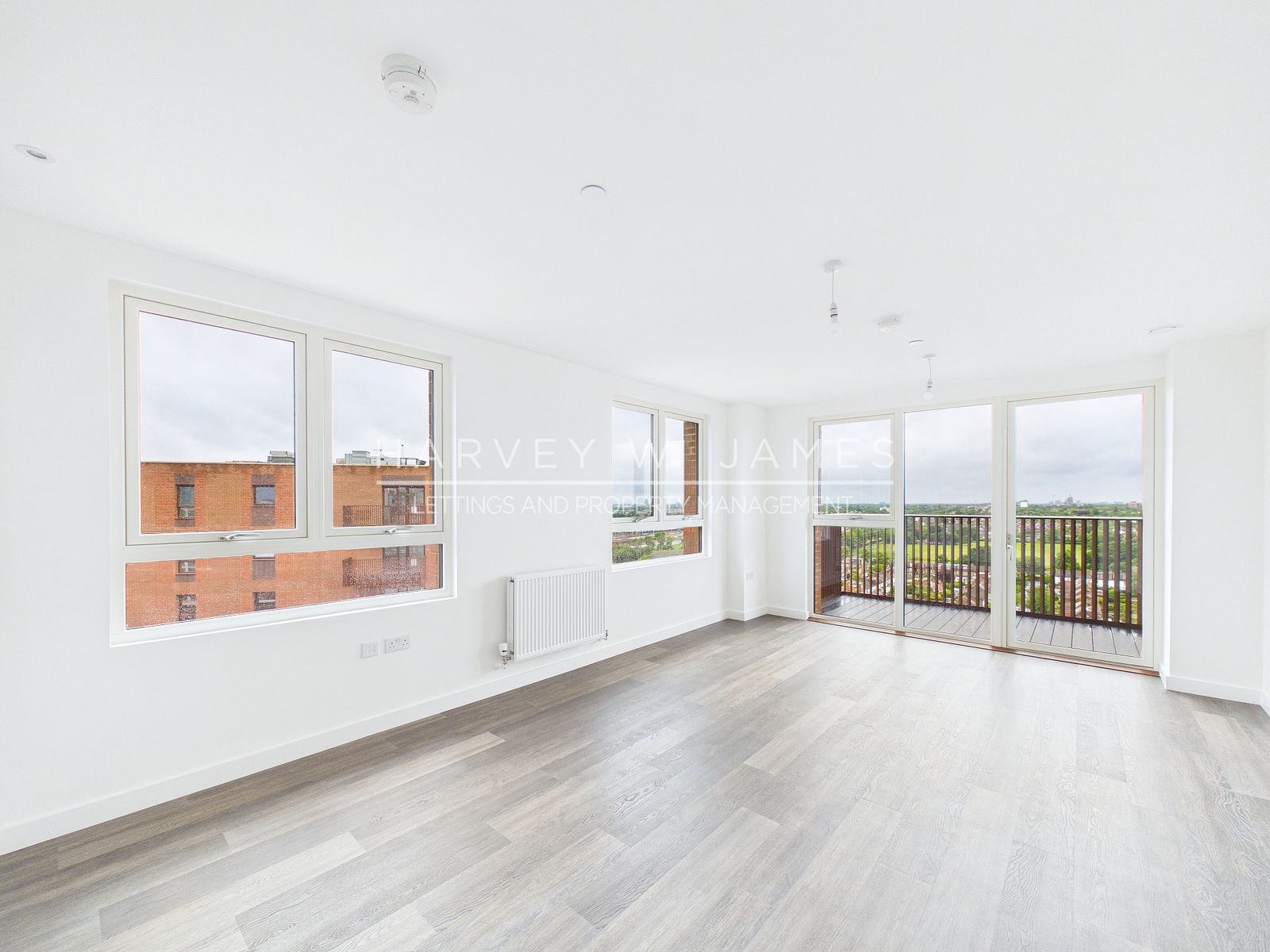 373 Horn Lane, London, W3