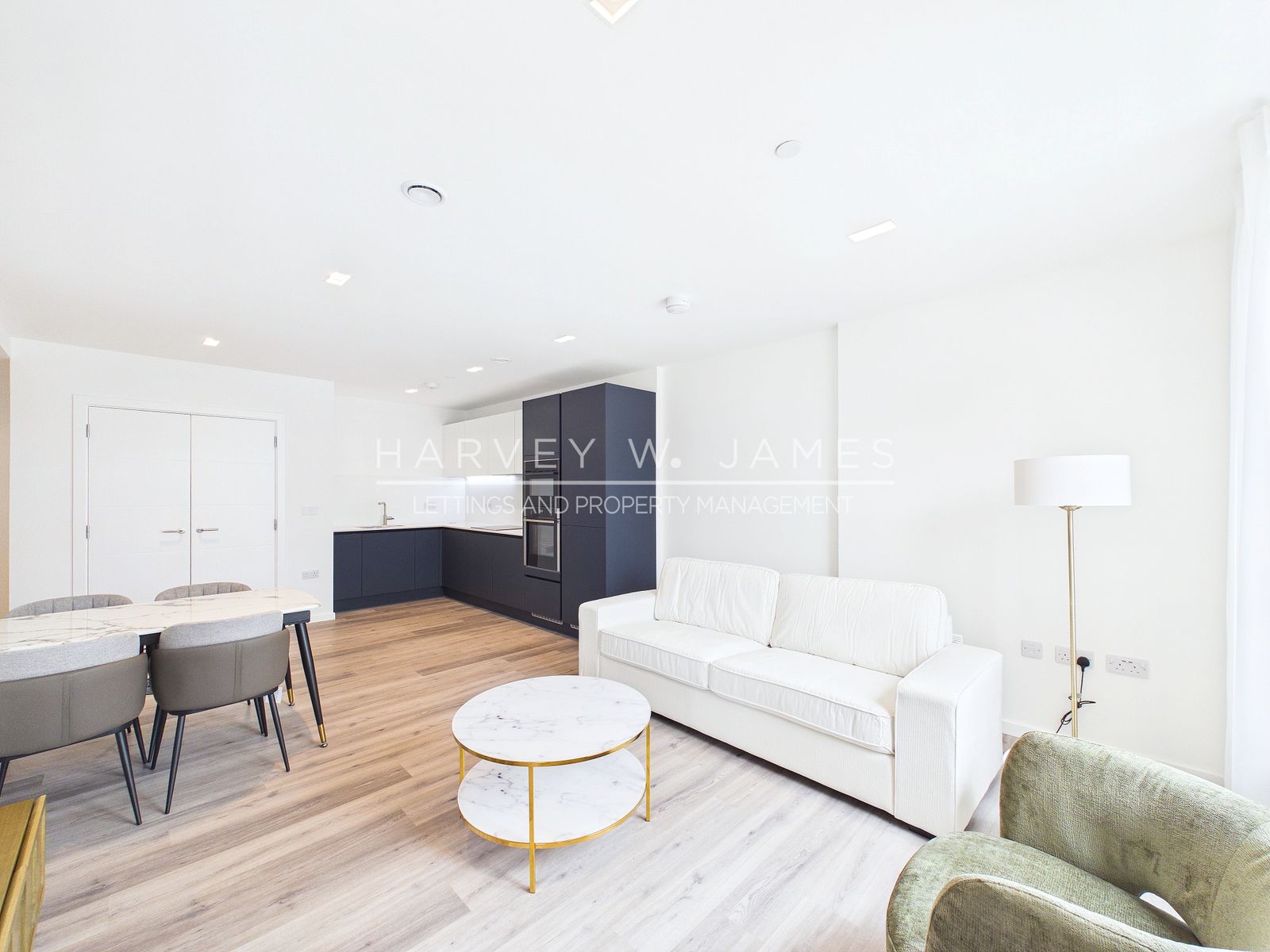 5 Wheatstone Gardens, London, W10