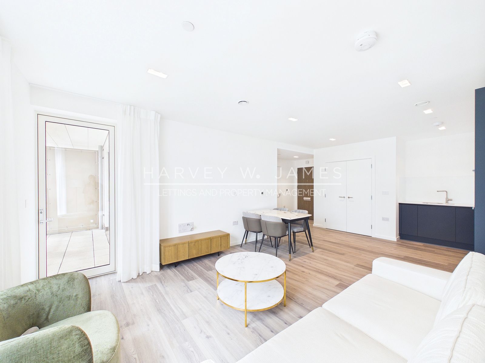 5 Wheatstone Gardens, London, W10