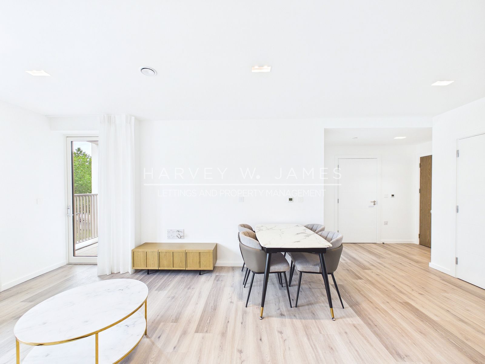 5 Wheatstone Gardens, London, W10