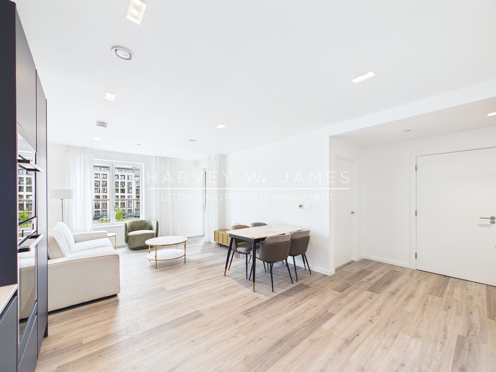 5 Wheatstone Gardens, London, W10