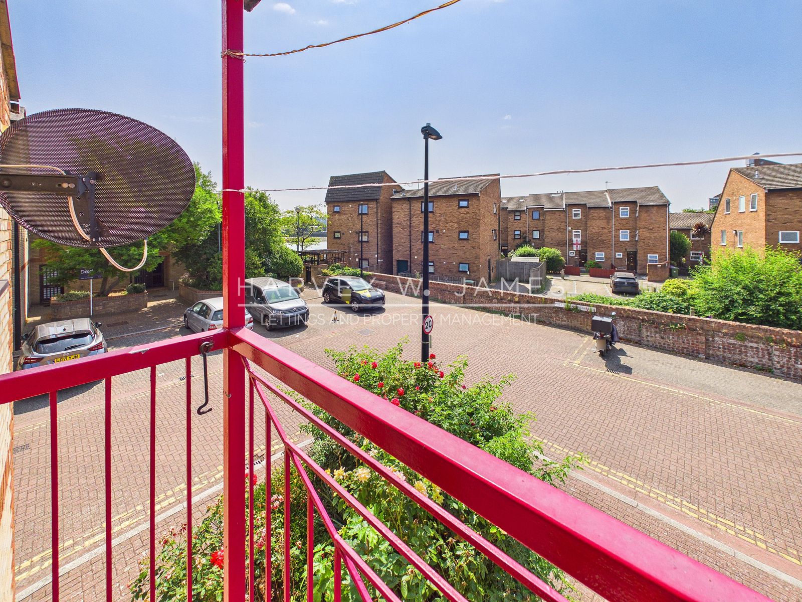 Caledonian Wharf, London, E14
