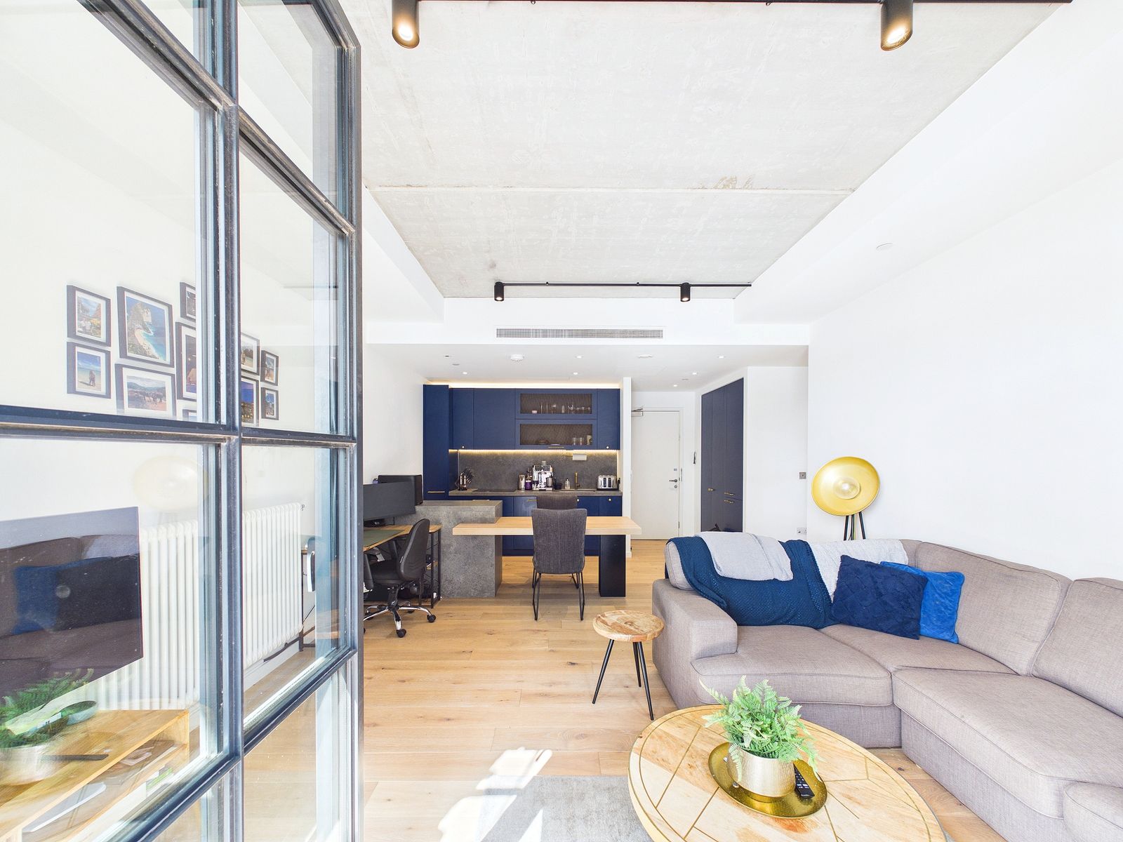 Orchard Place, Agar House, E14