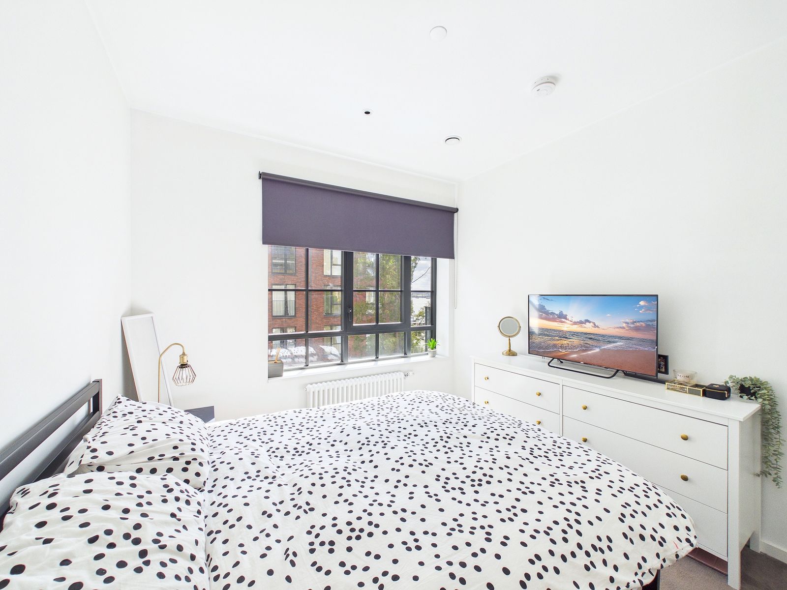 Orchard Place, Agar House, E14