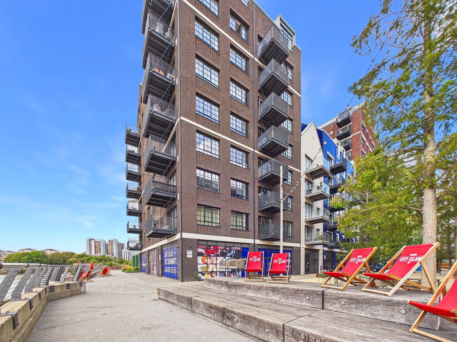 Orchard Place, Agar House, E14
