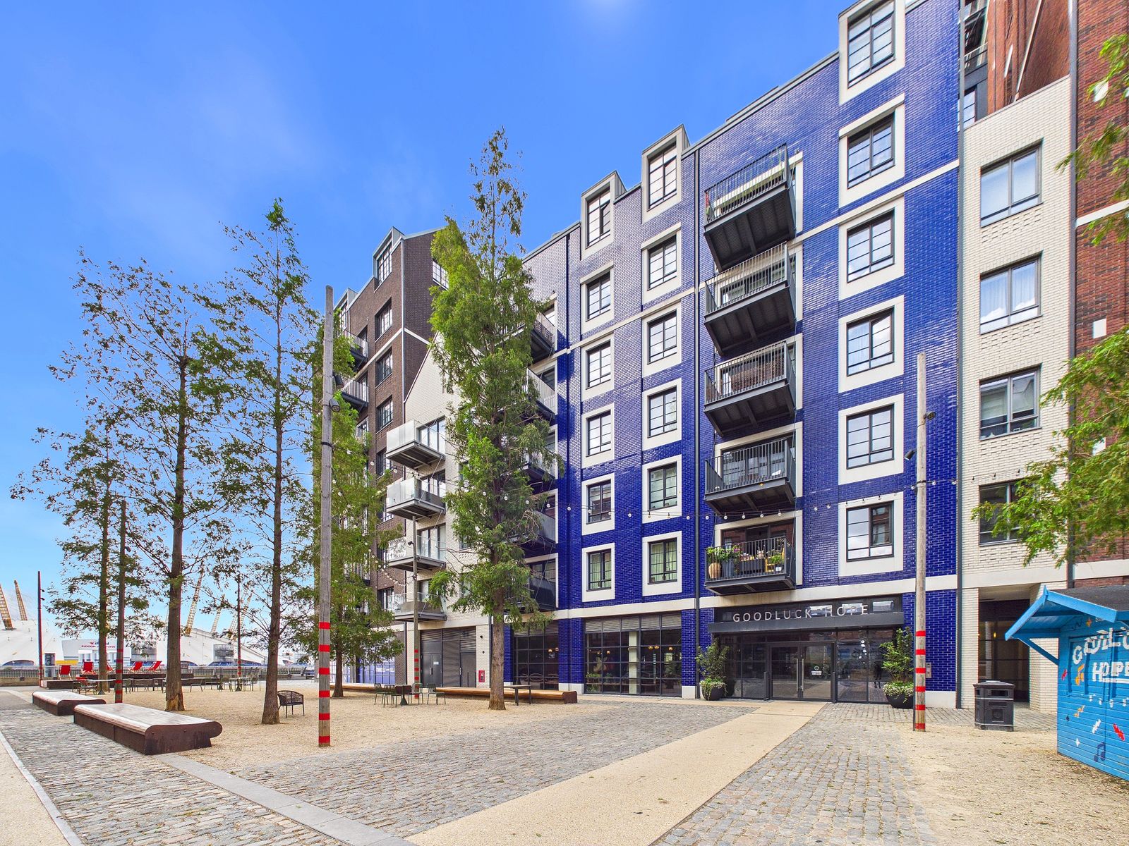 Orchard Place, Agar House, E14