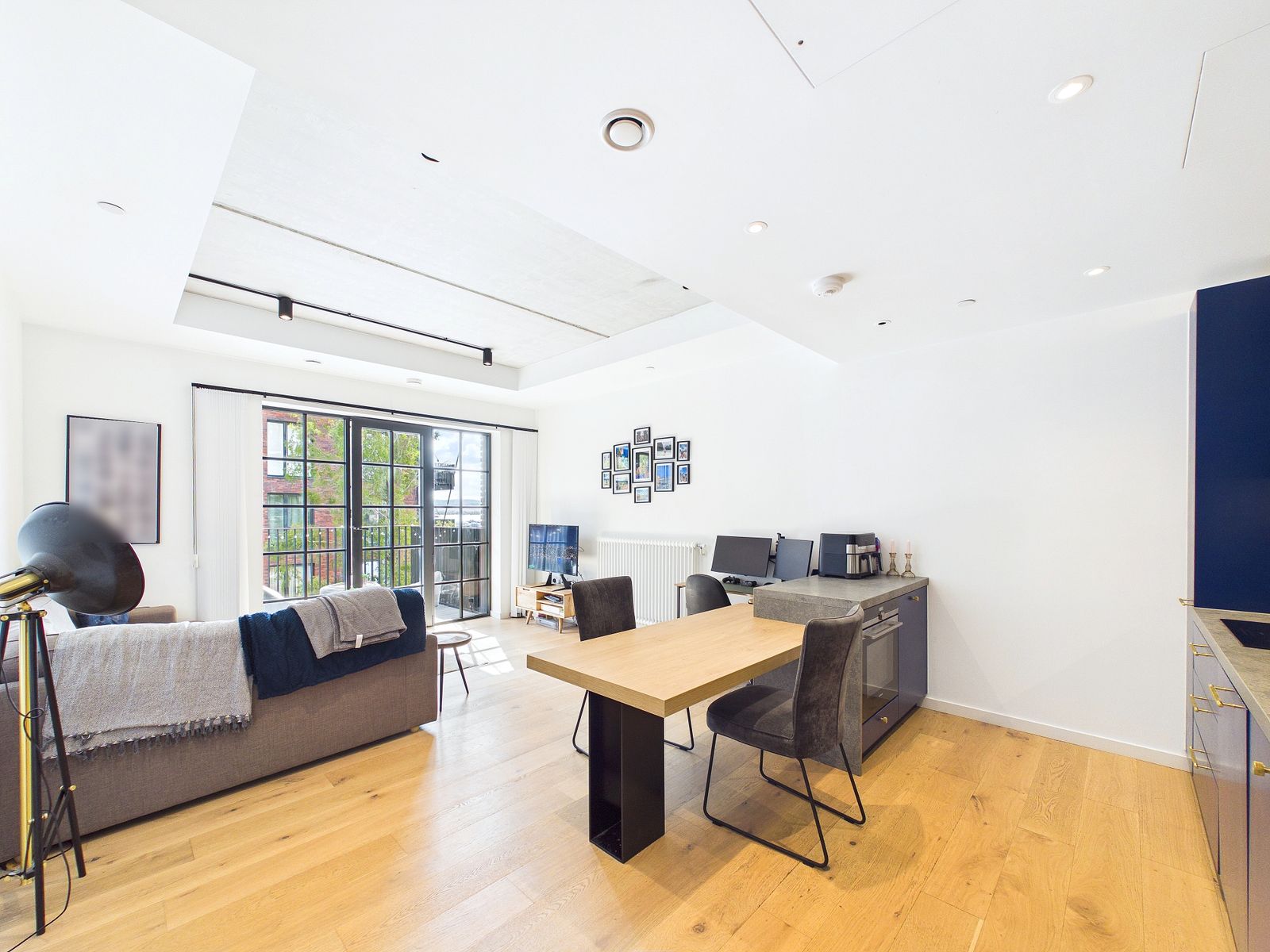 Orchard Place, Agar House, E14