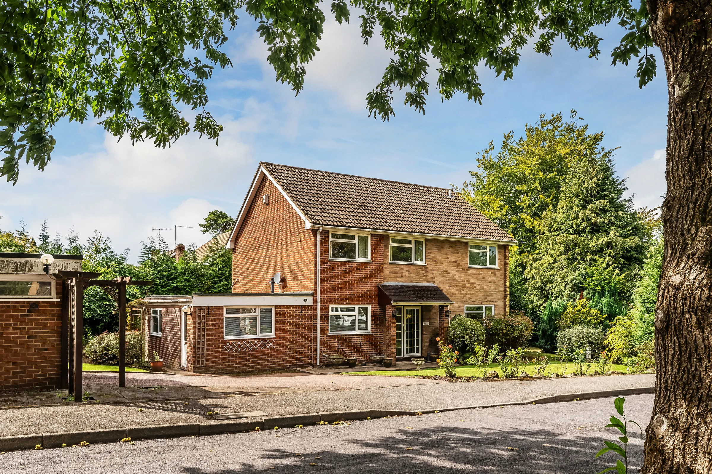 Sandown Grove, Tunbridge Wells — sold by Kings Estates