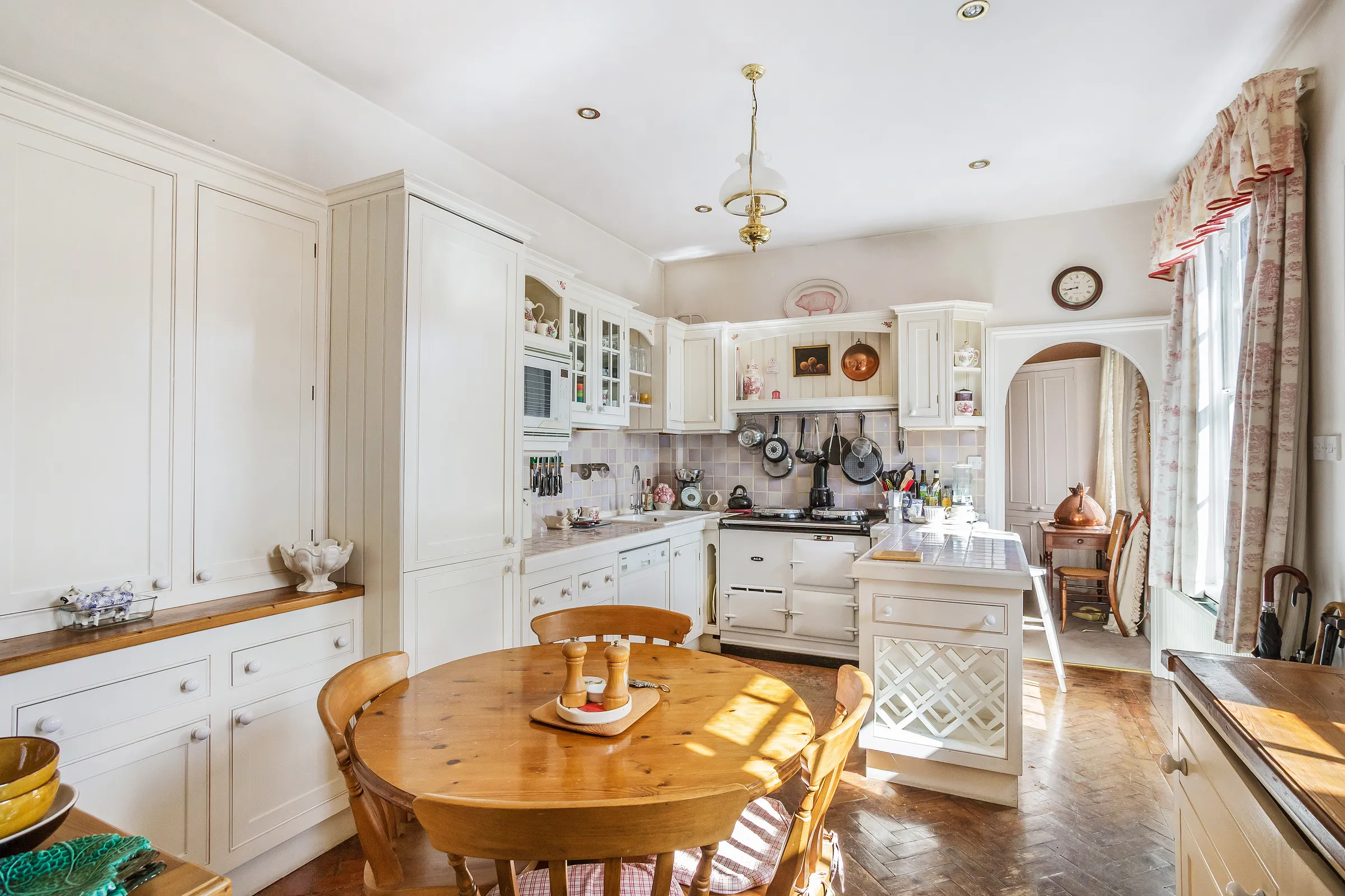 Nevill Rise Cottage — gallery image 1