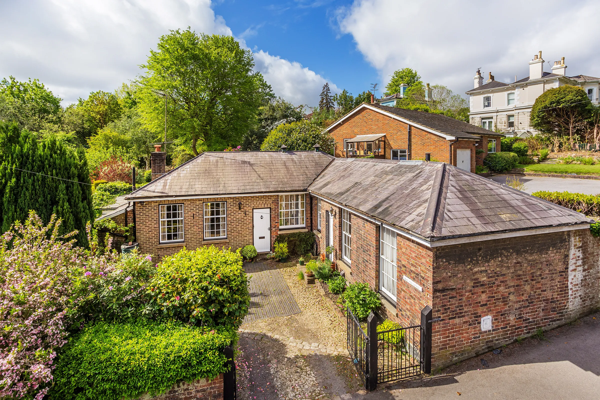 Nevill Rise Cottage