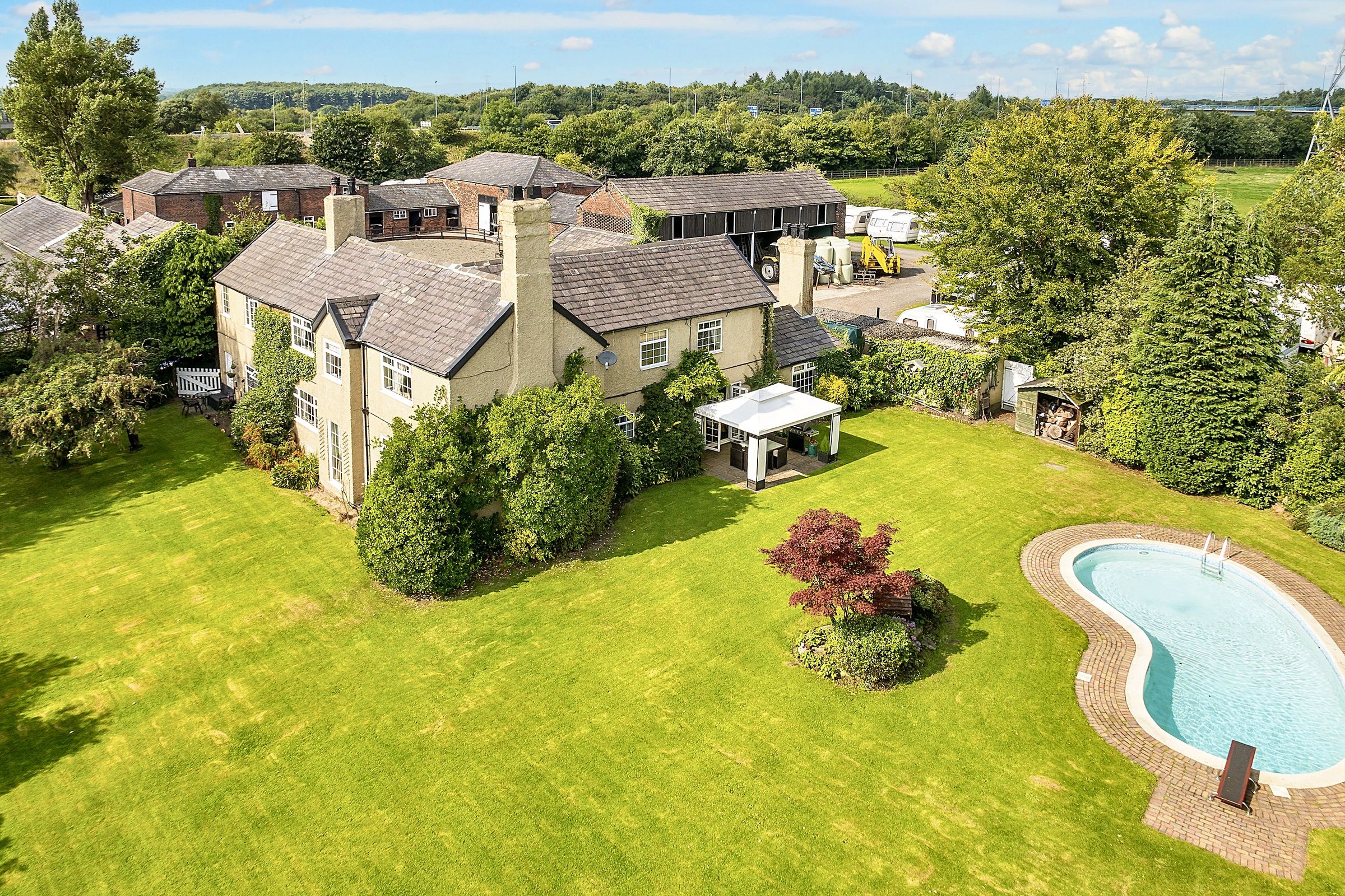 Manchester Road, Swinton, M27